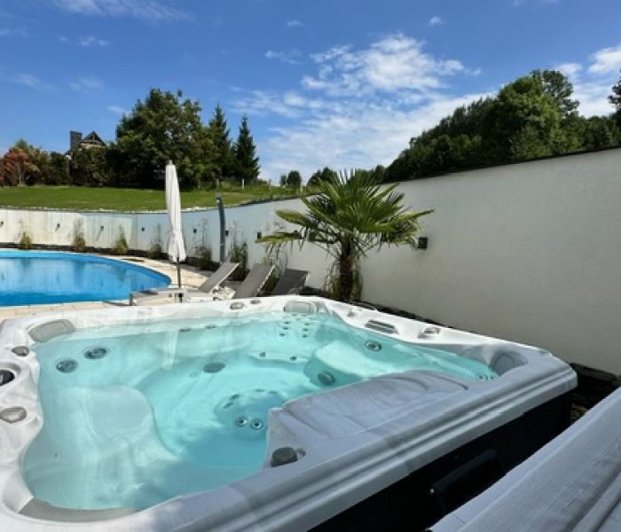 Willa Sonia Domki z Jacuzzi